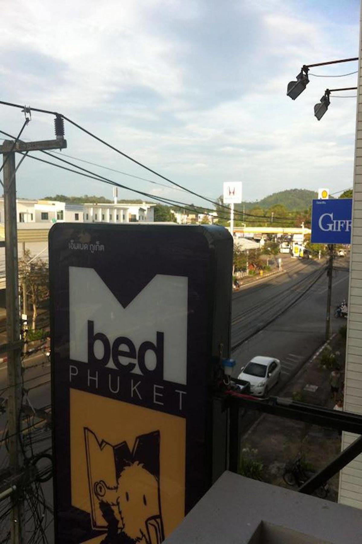Auberge de jeunesse Mbed Phuket Extérieur photo
