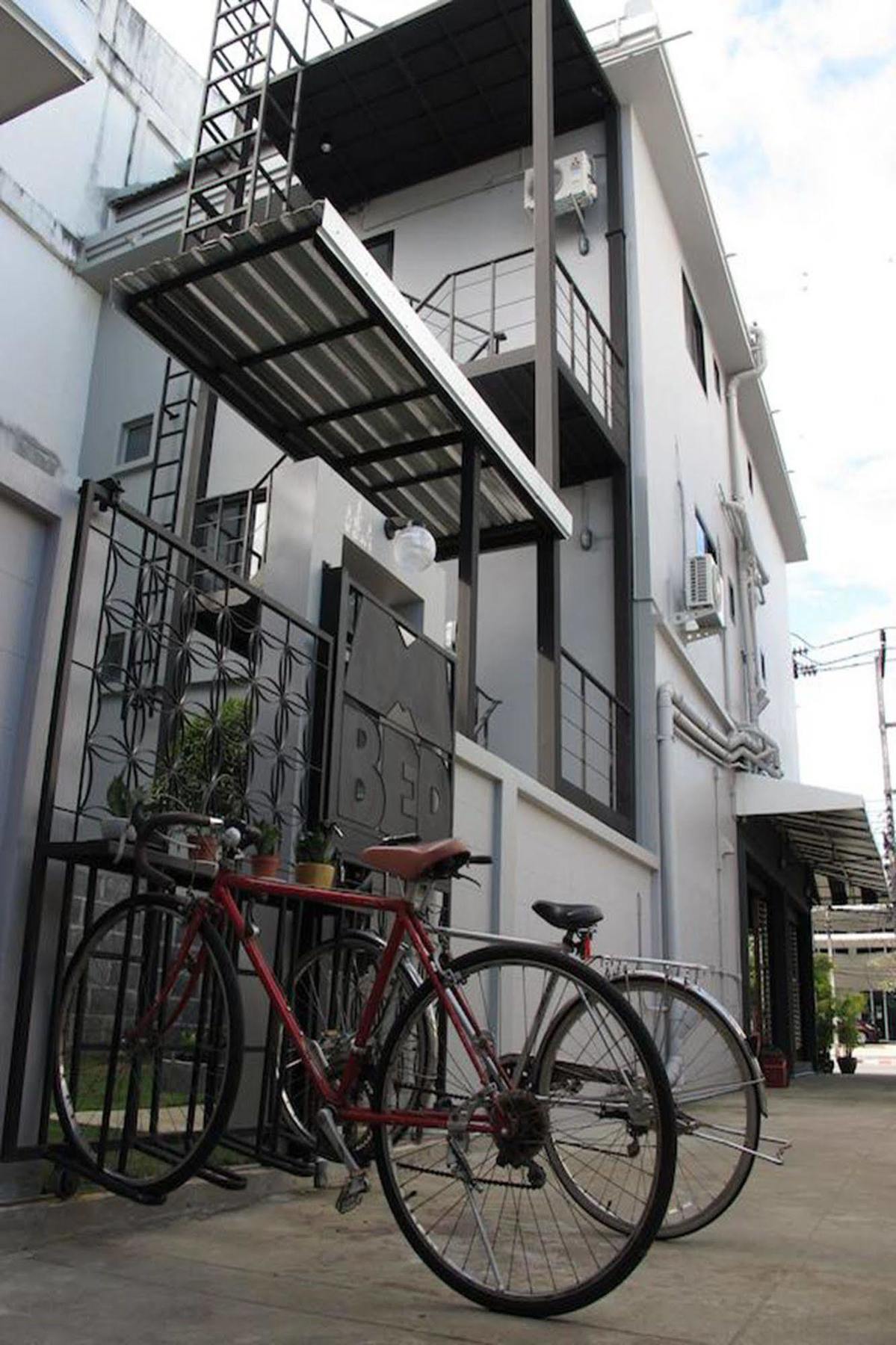 Auberge de jeunesse Mbed Phuket Extérieur photo